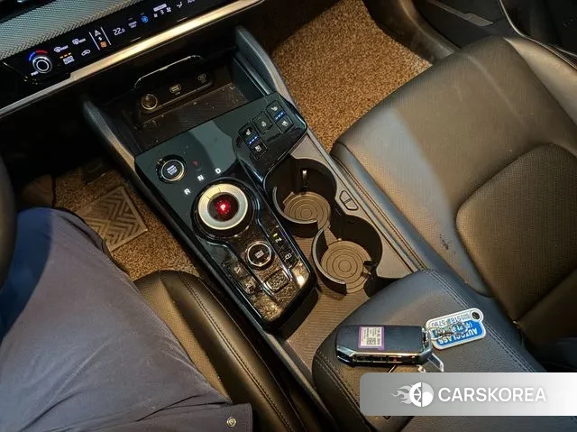 Kia Sportage 5th Generation Hybrid 2022 Серый из Кореи, фото 2