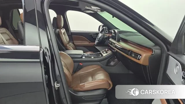 Lincoln Aviator 2nd generation 2019 Черный из Кореи, фото 2