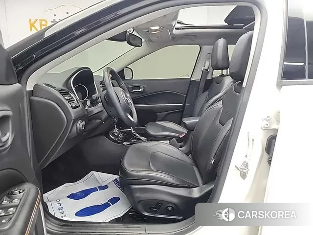 Jeep Compass 2nd Generation 2019 Белый из Кореи, фото 2