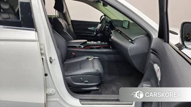 Genesis GV70 2021 Белый из Кореи, фото 2