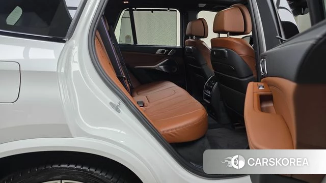 BMW X5 (G05) 2025 Белый из Кореи, фото 2