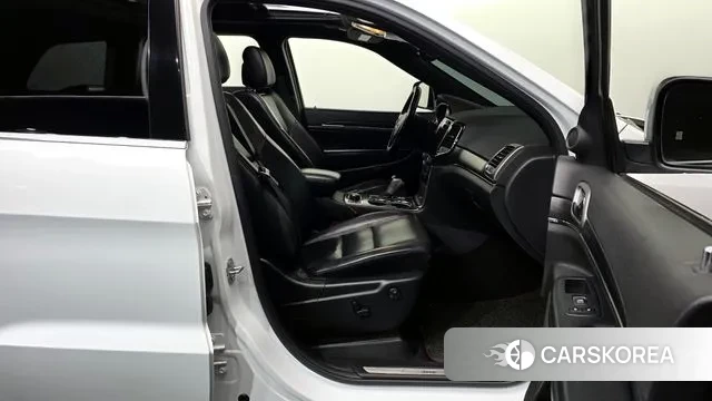 Jeep Grand Cherokee 2020 Белый из Кореи, фото 2