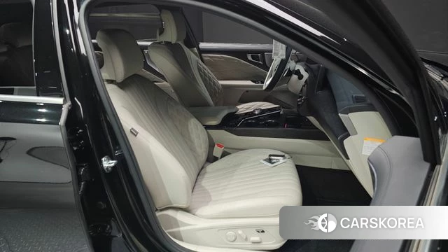 Kia K8 Hybrid 2022 Черный из Кореи, фото 2