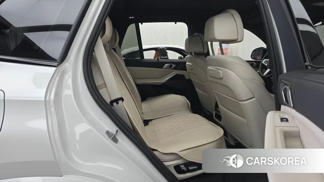 BMW X5 (G05) 2025 Белый из Кореи, фото 2