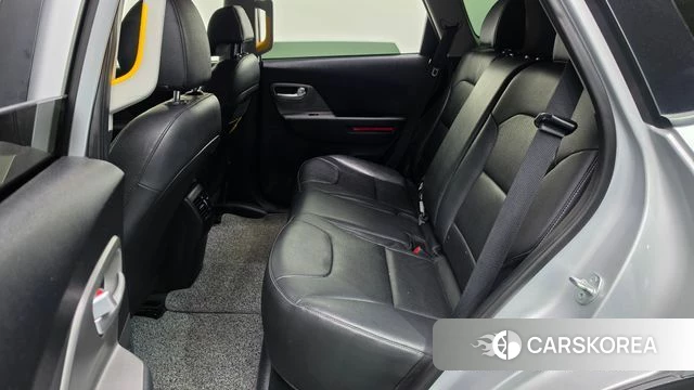 Kia Niro Plus 2024 Серебряный из Кореи, фото 2