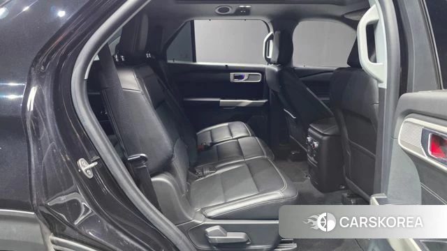 Ford Explorer 6th Generation 2022 Черный из Кореи, фото 2