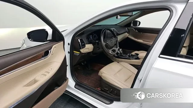 Hyundai Grandeur IG 2018 Белый из Кореи, фото 2