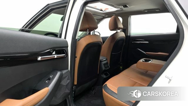 Kia The New Seltos 2022 Белый из Кореи, фото 2