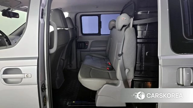 Hyundai The New Grand Starex 2019 Серебристо-серый из Кореи, фото 2
