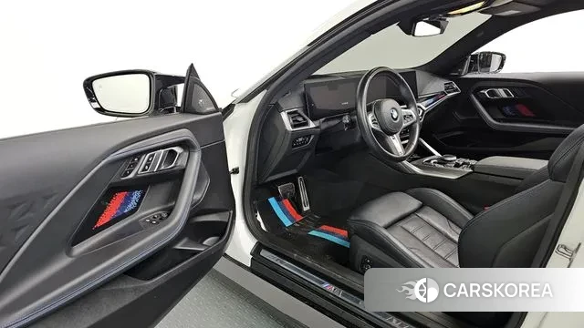 BMW 2 Series (G42) 2023 Белый из Кореи, фото 2