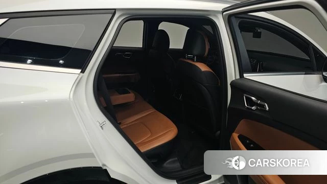 Kia Sportage 5th Generation 2022 Белый из Кореи, фото 2