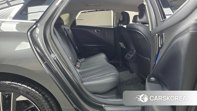 Kia The New K8 Hybrid 2025 Серый из Кореи, фото 2