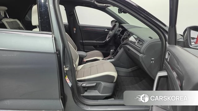 Volkswagen T-Roc 2022 Белый из Кореи, фото 2