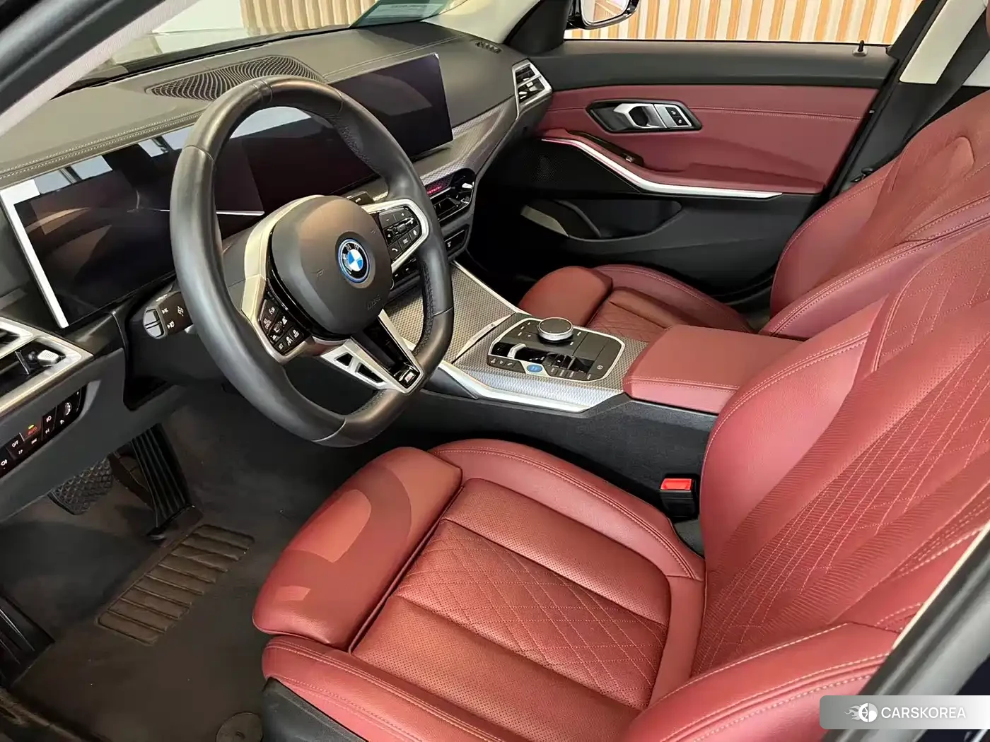 BMW i3 2024 Черный из Китая, фото 2