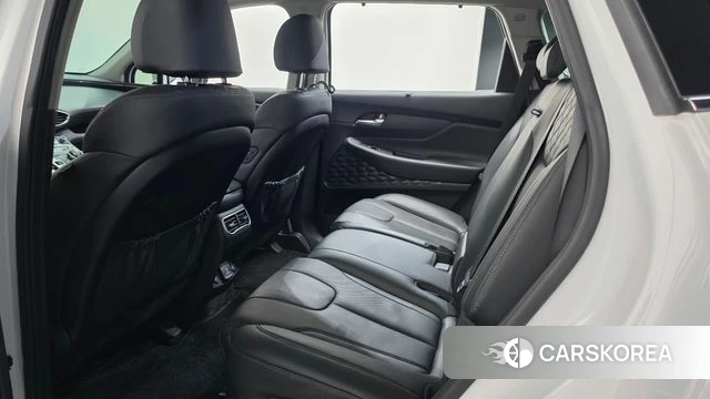 Hyundai The New Santa Fe 2023 Белый из Кореи, фото 2