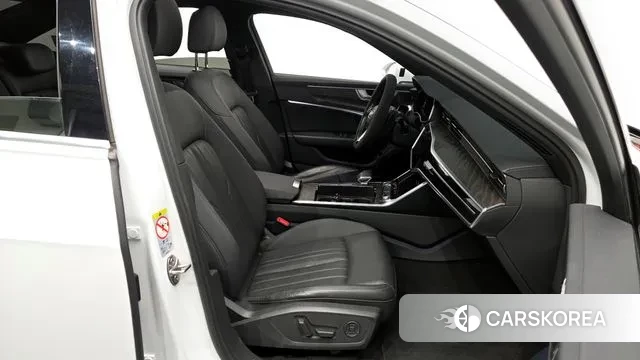 Audi A6 (C8) 2020 Белый из Кореи, фото 2