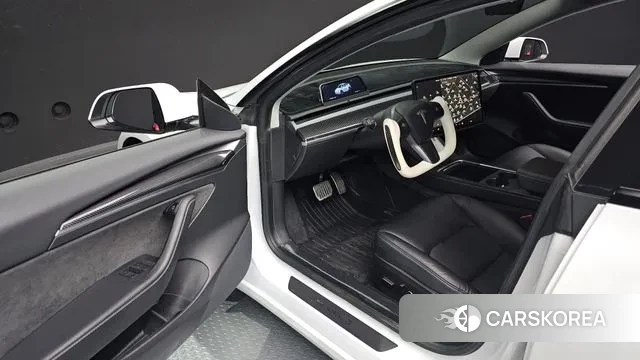 Tesla Model 3 2021 Белый из Кореи, фото 2