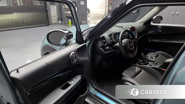 Mini Cooper Countryman 2022 Зеленый из Кореи, фото 2