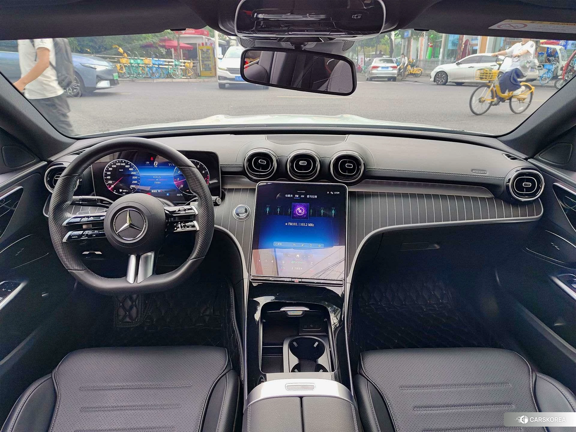 Mercedes-Benz Class C 2021 Белый из Китая, фото 2