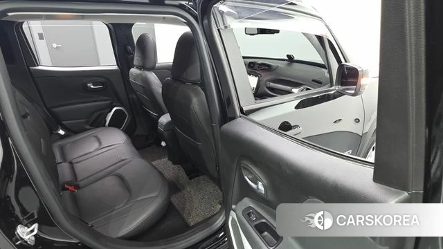 Jeep Renegade 2018 Черный из Кореи, фото 2