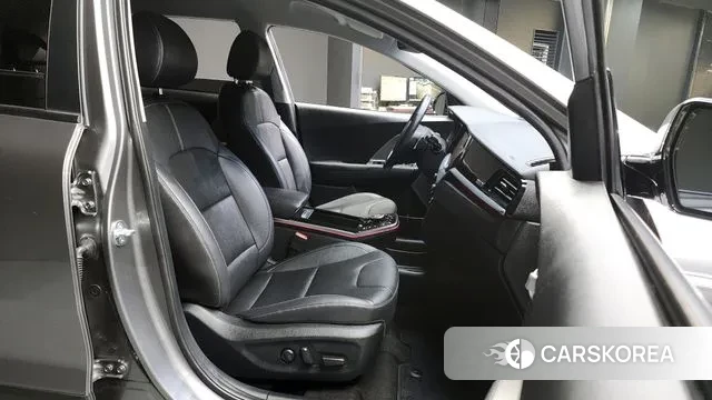 Kia Niro Plus 2023 Серый из Кореи, фото 2