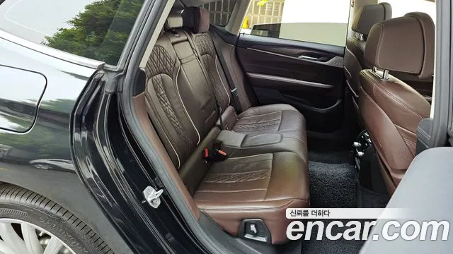 BMW 6 Series GT (G32) 2021 Черный из Кореи, фото 2