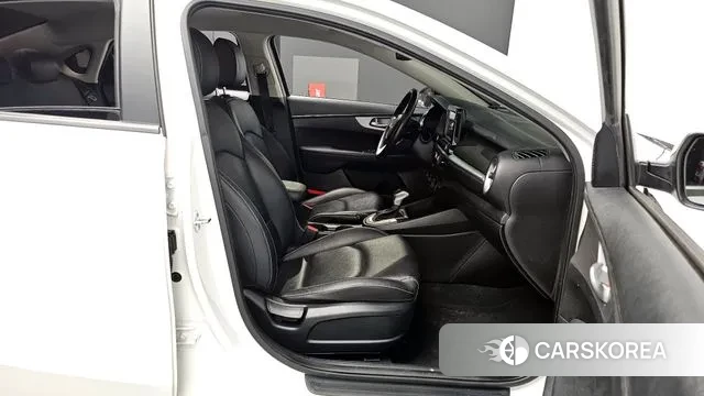 Kia The New K3 2nd generation id 3654947 из Кореи 2