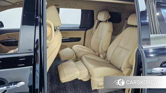 Kia The New Carnival 2018 Черный из Кореи, фото 2