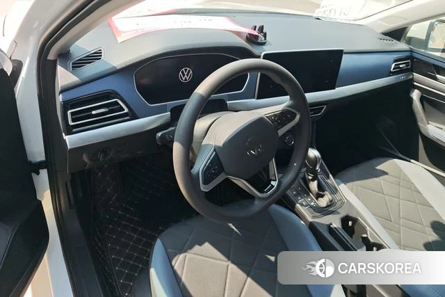 Volkswagen Lavida 2023 Белый из Китая, фото 2
