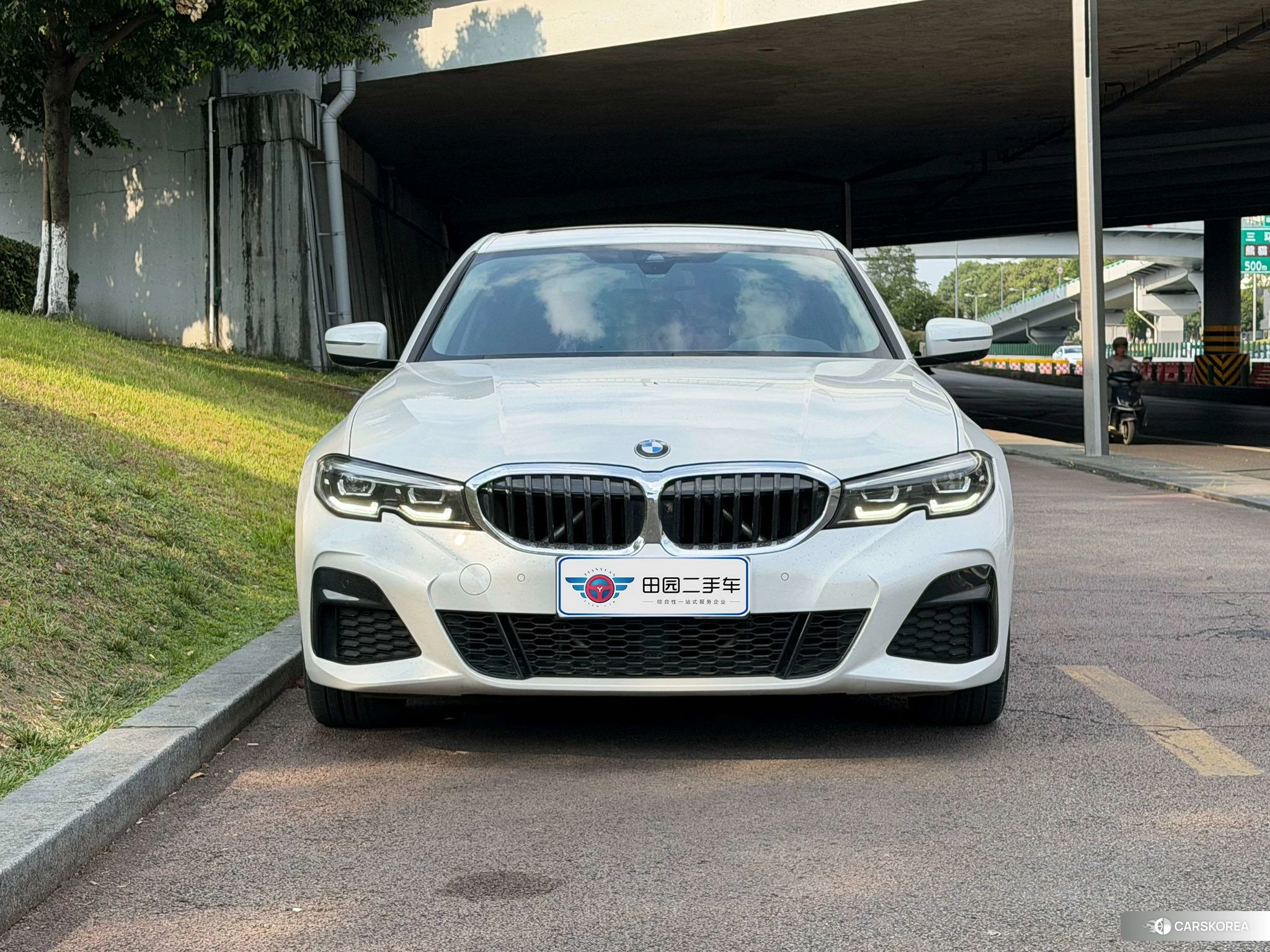 BMW 3 series 2020 Белый из Китая, фото 2