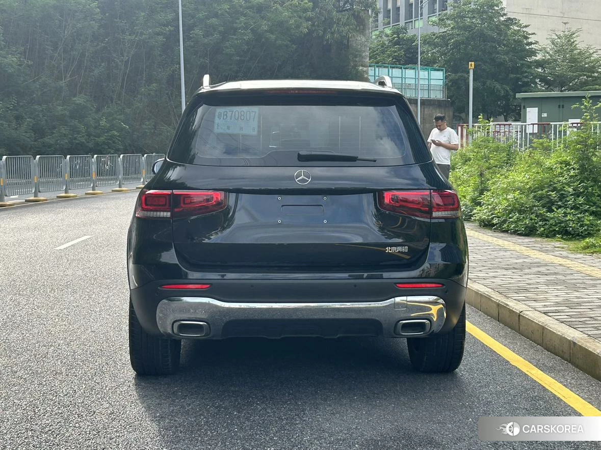 Mercedes-Benz GLB 2022 Черный из Китая, фото 2