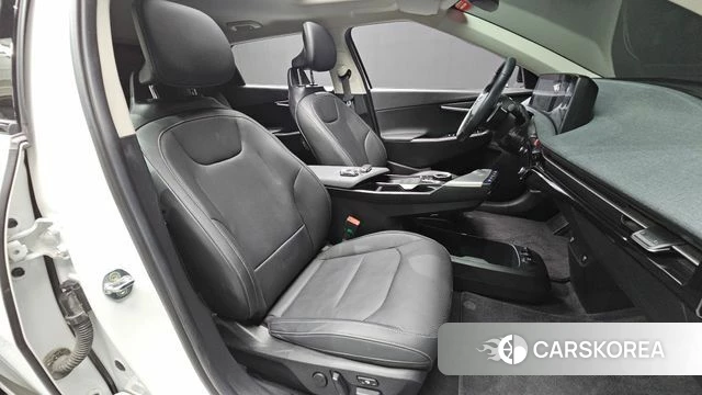 Kia EV6 2022 Белый из Кореи, фото 2