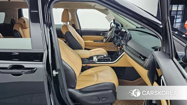 Kia Carnival 4th generation 2023 Черный из Кореи, фото 2