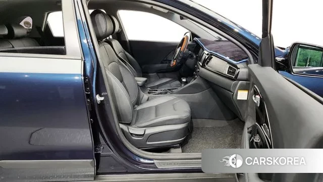 Kia Niro 2018 Синий из Кореи, фото 2