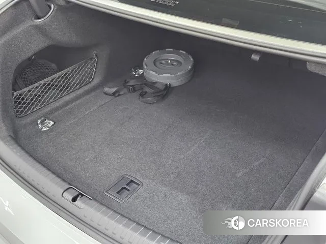 Audi A6 (C8) 2023 Белый из Кореи, фото 2