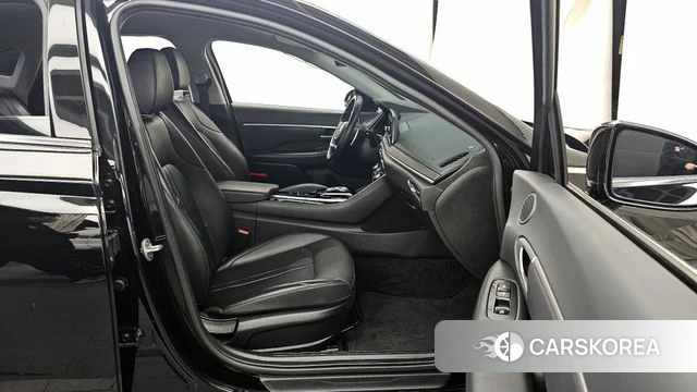 Hyundai Sonata (DN8) 2022 Черный из Кореи, фото 2