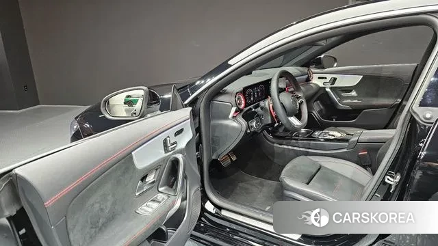 Mercedes-Benz CLA-Class C118 2024 Черный из Кореи, фото 2