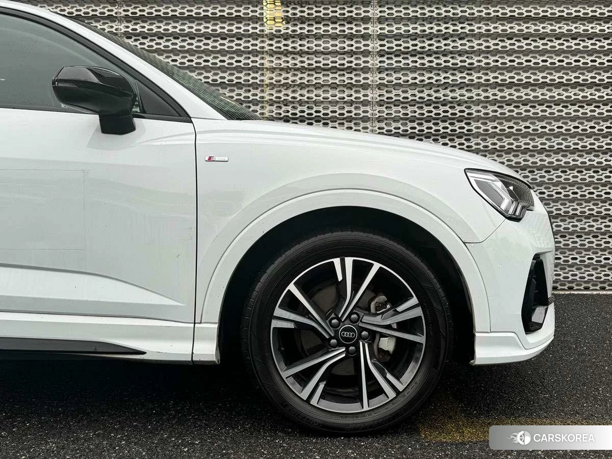 Audi Q3 Sportback 2023 Белый из Китая, фото 2