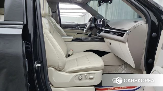 Cadillac Escalade 5th Generation 2023 Черный из Кореи, фото 2