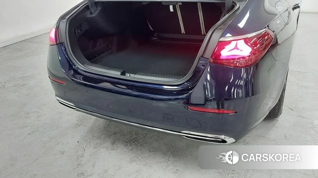 Mercedes-Benz E-Class W214 2024 Синий из Кореи, фото 2