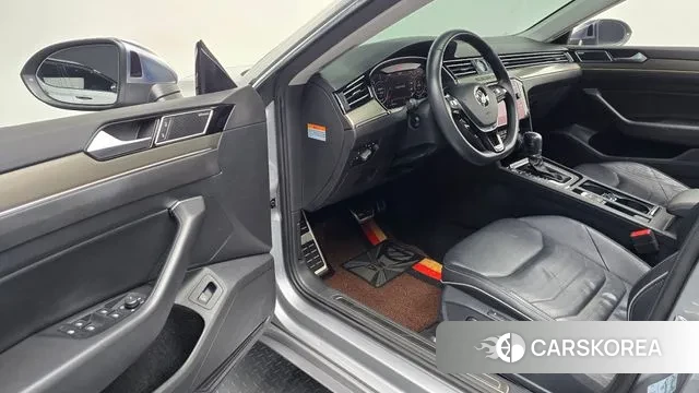 Volkswagen Arteon 2019 Серебряный из Кореи, фото 2