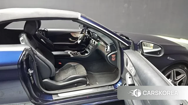 Mercedes-Benz C-Class W205 2021 Синий из Кореи, фото 2