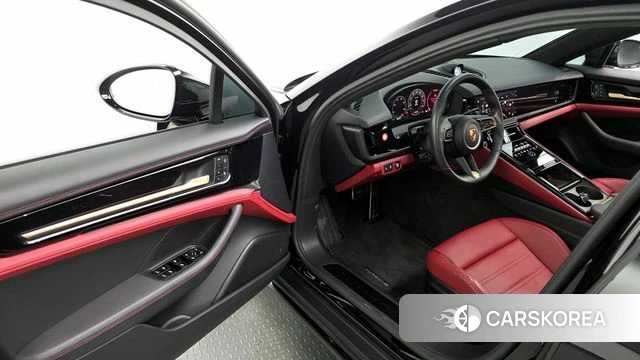 Porsche Panamera (976) 2025 Черный из Кореи, фото 2