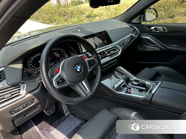 BMW X6 M 2023 Темно-серый из Китая, фото 2