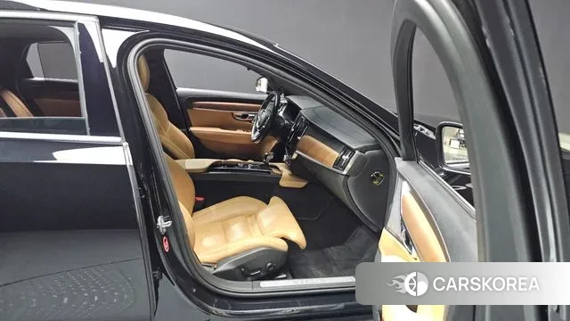 Volvo S90 2019 Черный из Кореи, фото 2