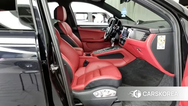 Porsche Macan 2020 Черный из Кореи, фото 2