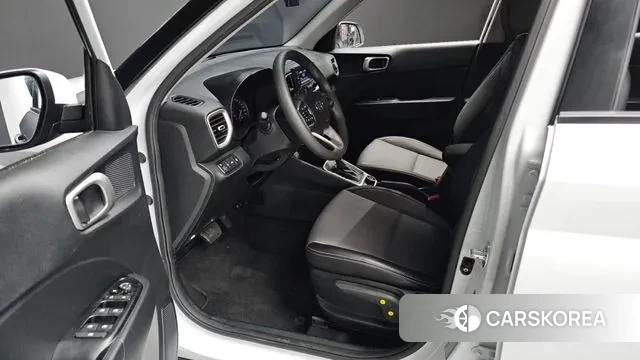 Hyundai Venue 2022 Белый из Кореи, фото 2