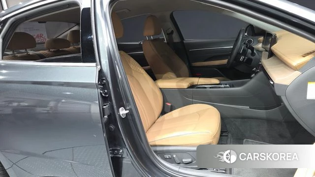 Hyundai Sonata D Edge Hybrid (DN8) 2023 Серый из Кореи, фото 2