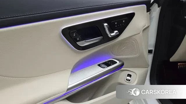 Mercedes-Benz CLE-Class C236 2025 Белый из Кореи, фото 2