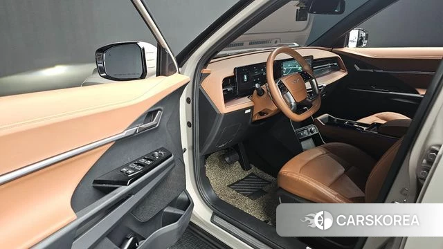 Ssangyong The New Torres 2025 Серебристо-серый из Кореи, фото 2